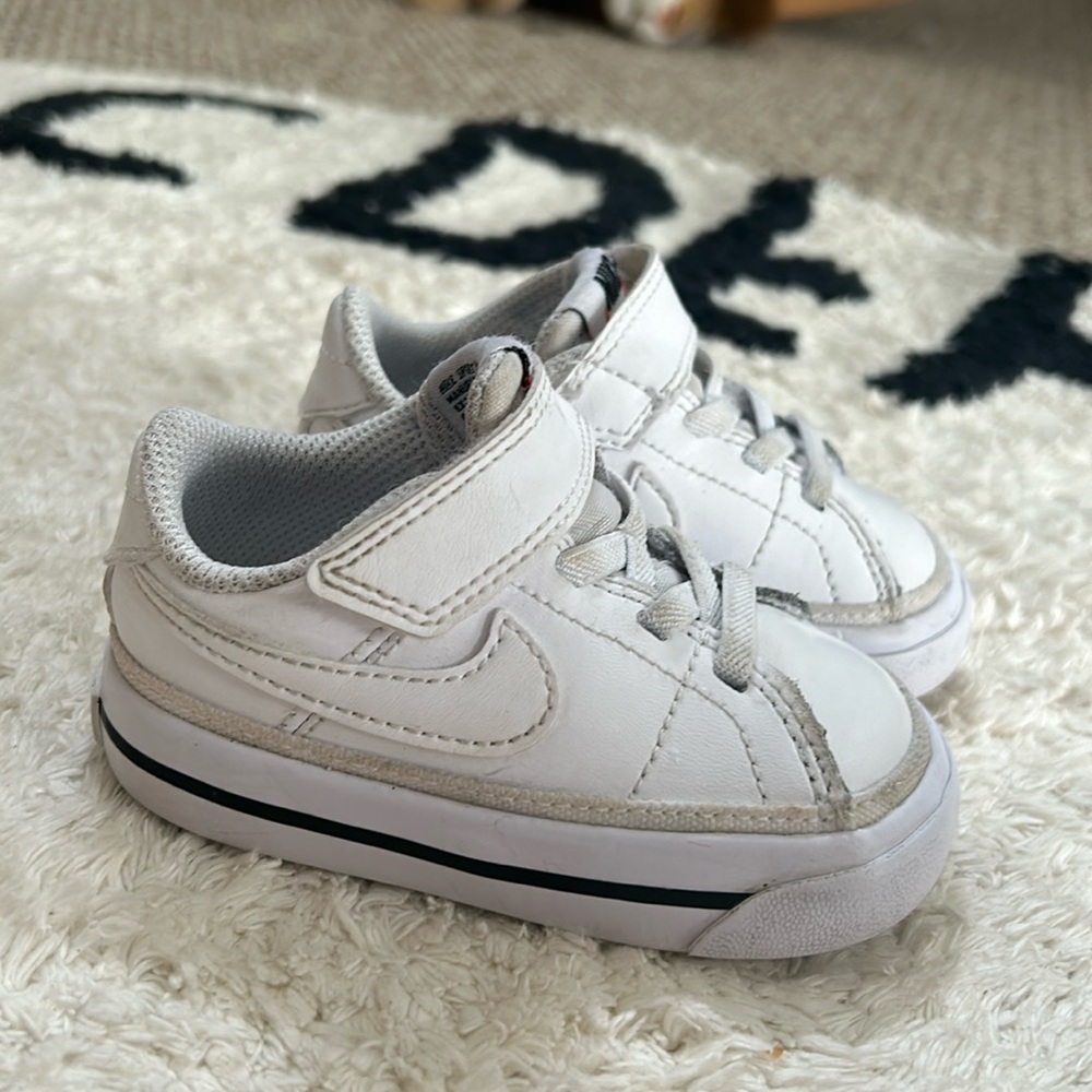 Toddler Nike shoes